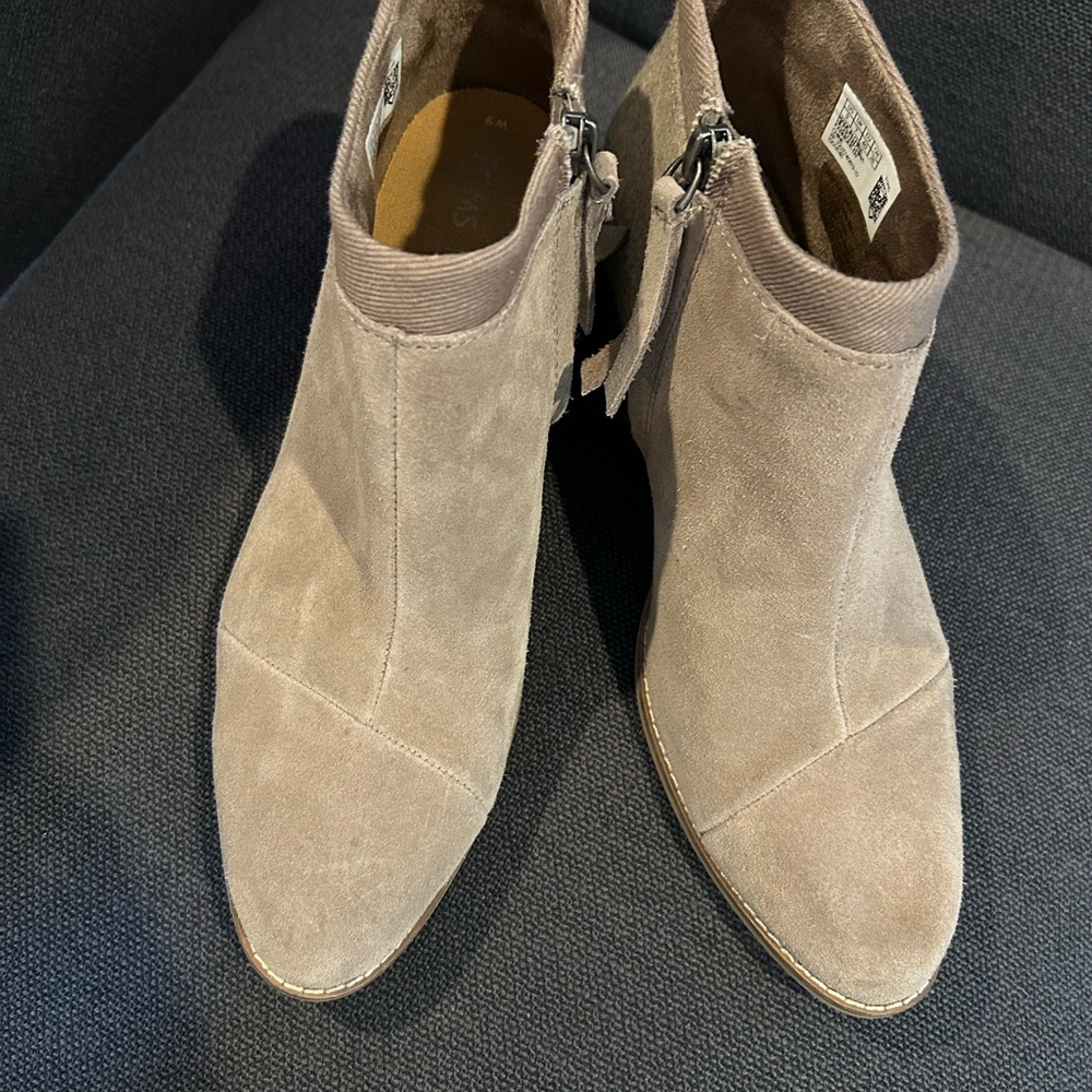 Toms Light Brown Suede Ankle Booties - Picture 4 of 7